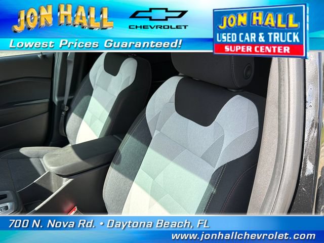 Used 2024 Chevrolet Trax RS w/ Sunroof Package FWD image 20