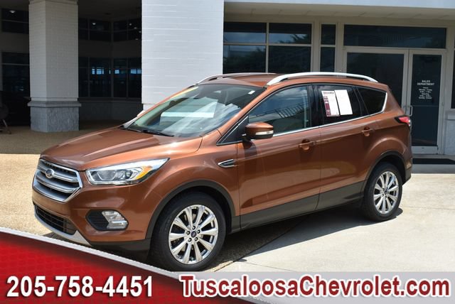 Used 2017 Ford Escape Titanium FWD image 5