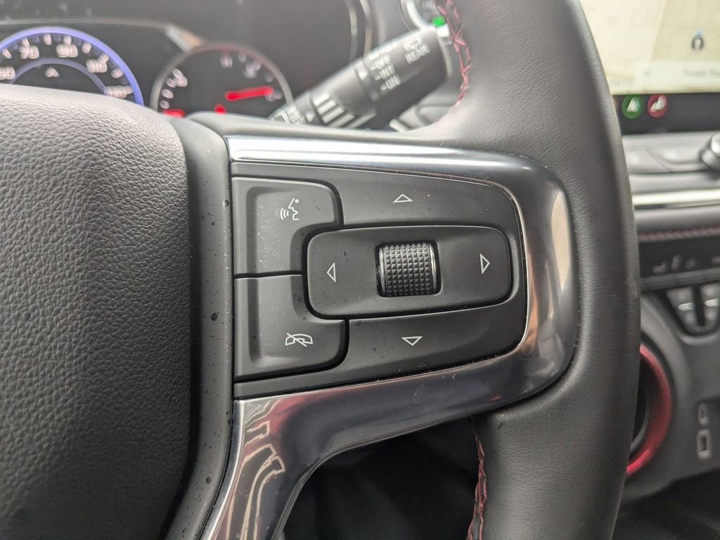 Used 2025 Chevrolet Blazer RS image 24
