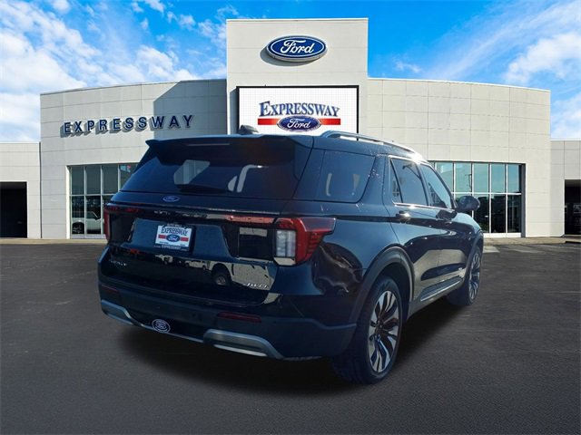 Used 2025 Ford Explorer Platinum w/ LUX Leather Package image 6
