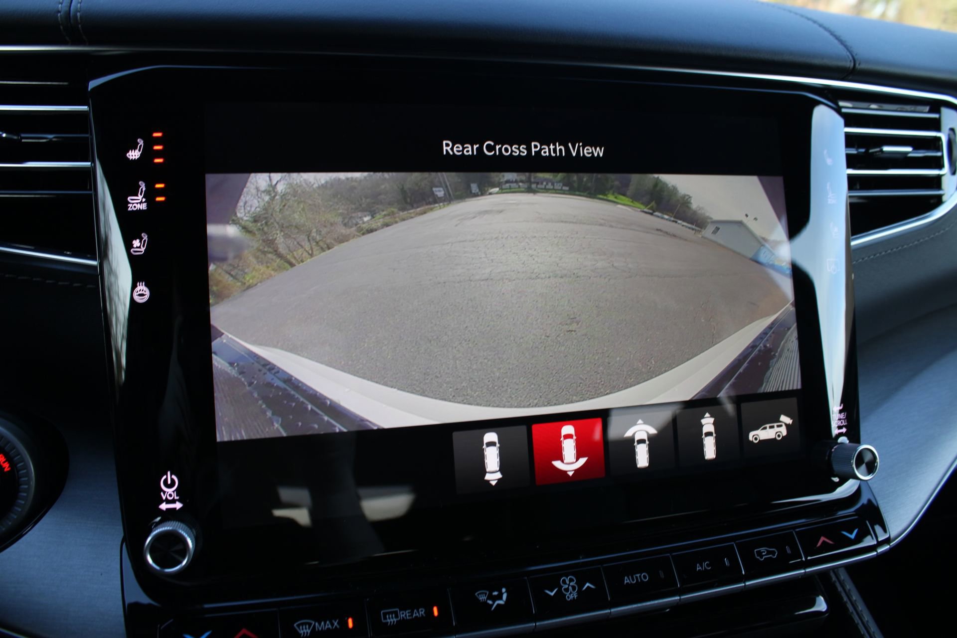 New 2026 Jeep Grand Wagoneer Limited image 32