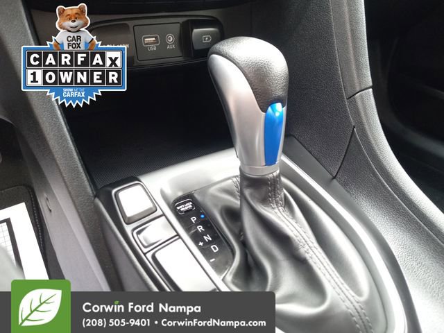 Used 2020 Hyundai Veloster 2.0 image 18