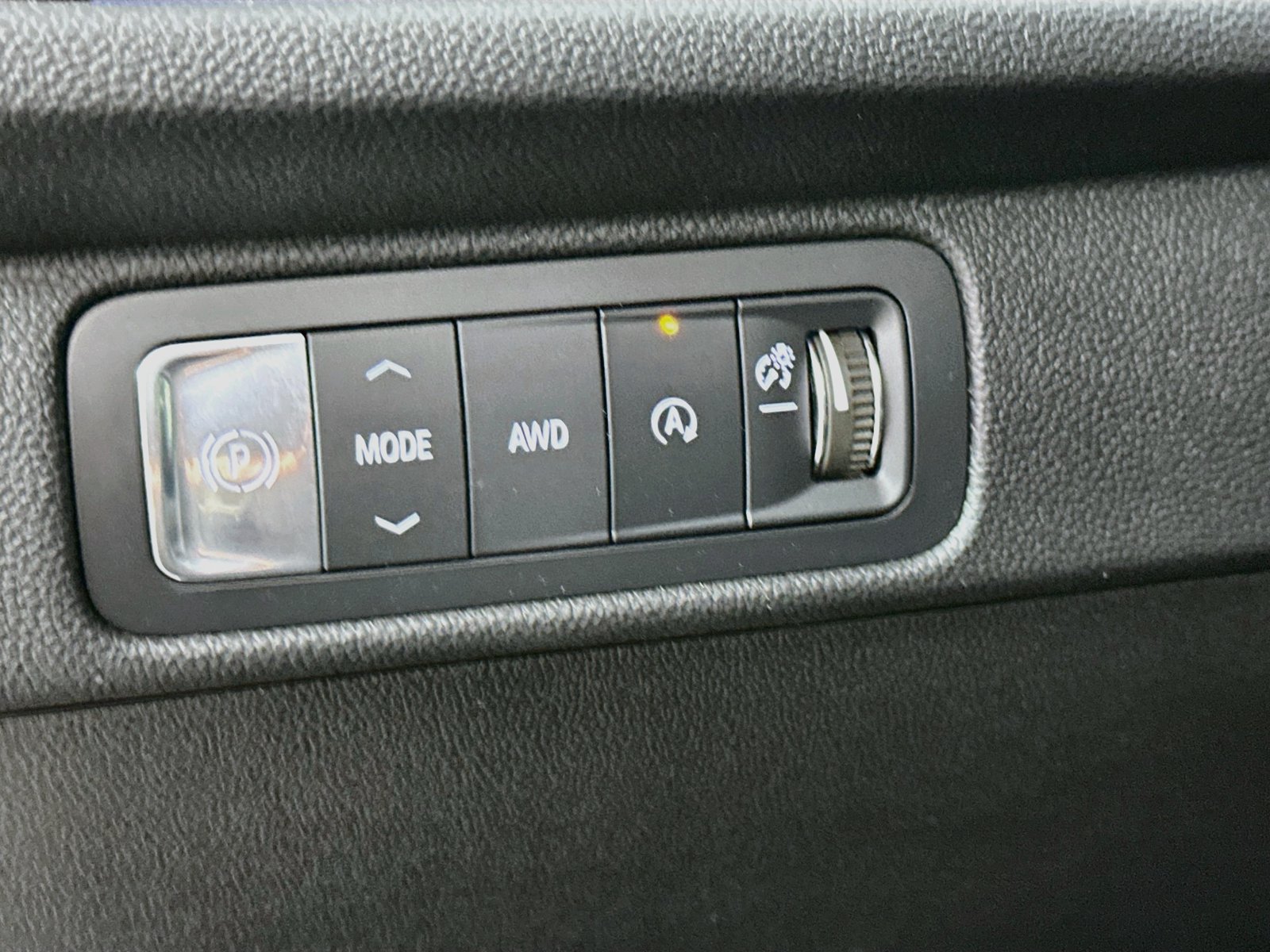 Used 2024 Chevrolet Traverse RS AWD/4WD image 11