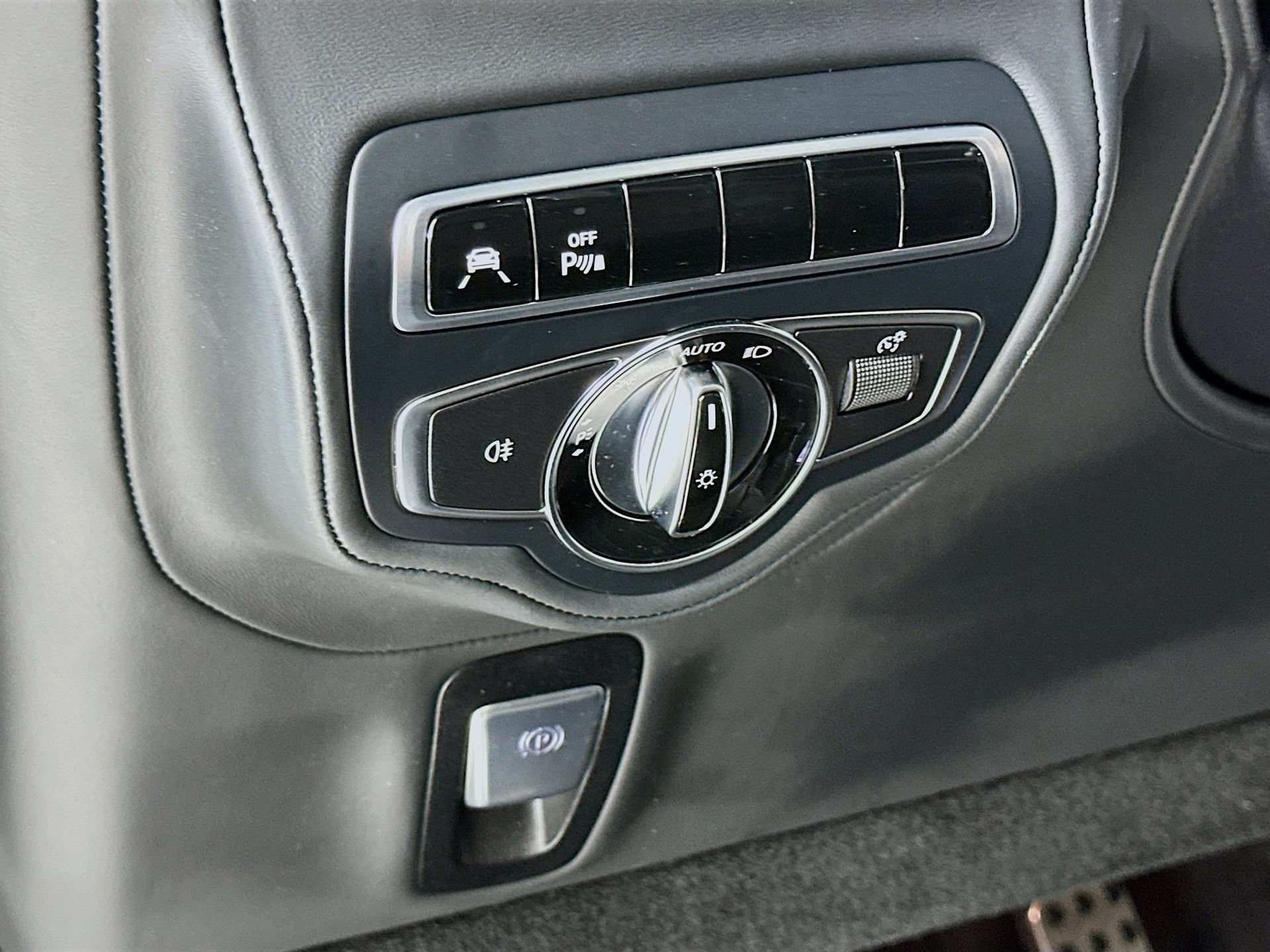 Used 2023 Mercedes-Benz G 550 image 11