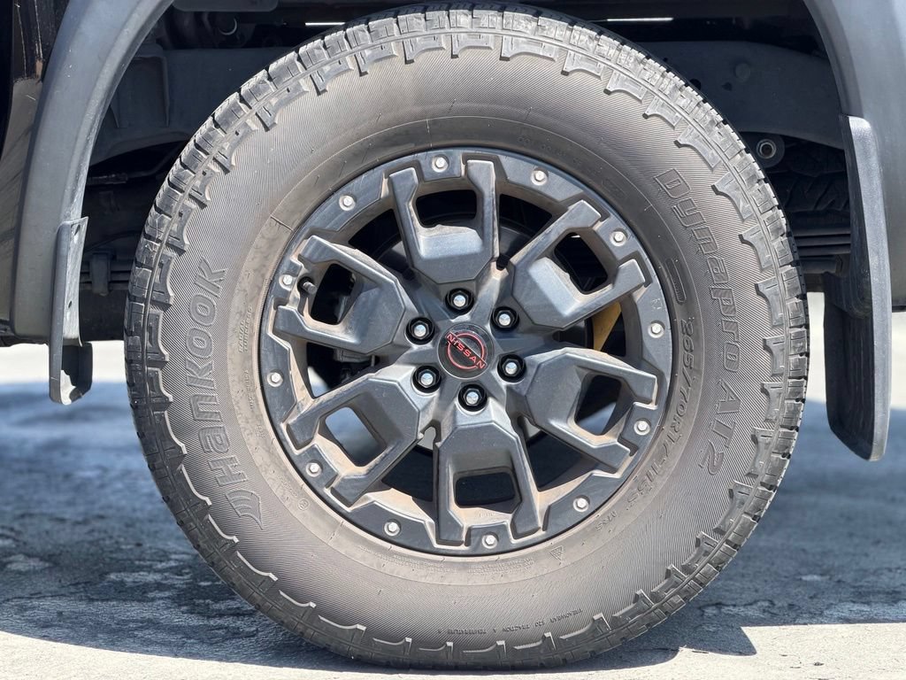 Used 2022 Nissan Frontier Pro-X w/ Pro-X Premium Package RWD image 3