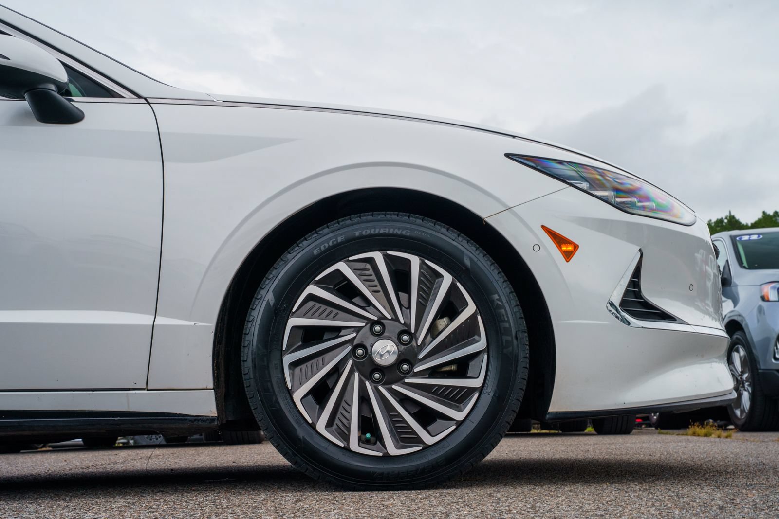 Used 2022 Hyundai Sonata Limited FWD image 10
