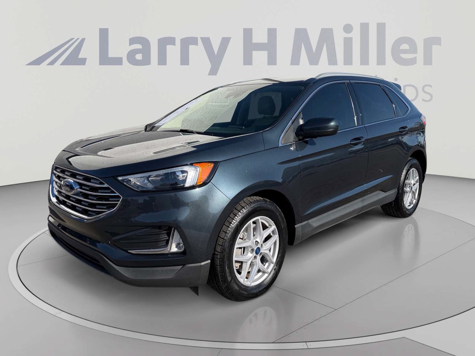 Certified 2022 Ford Edge SEL w/ Convenience Package