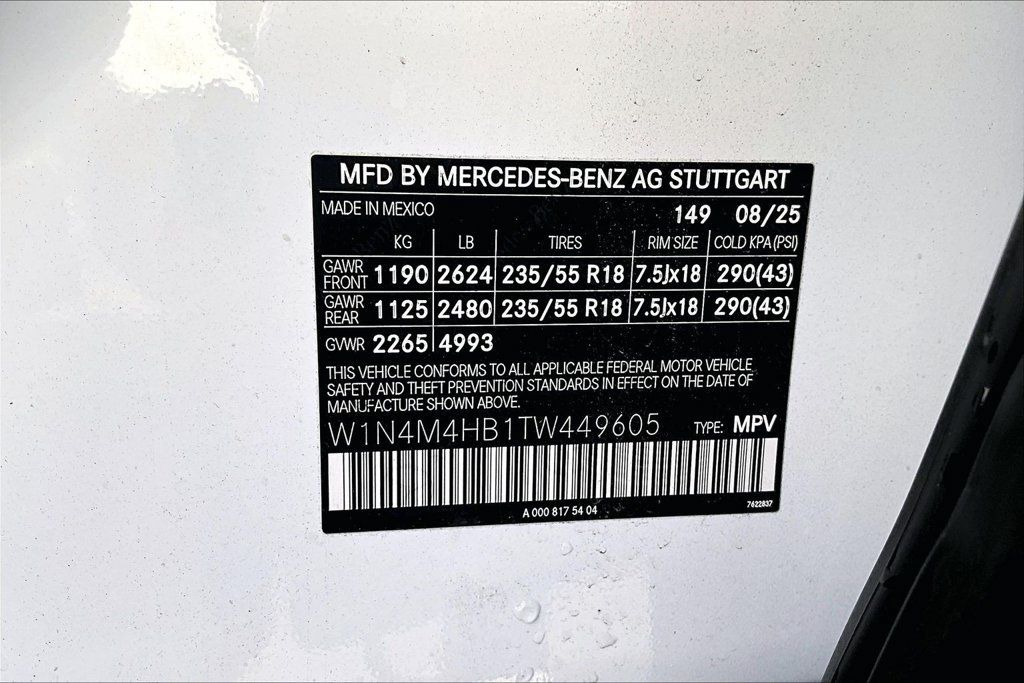 Used 2026 Mercedes-Benz GLB 250 4MATIC image 35