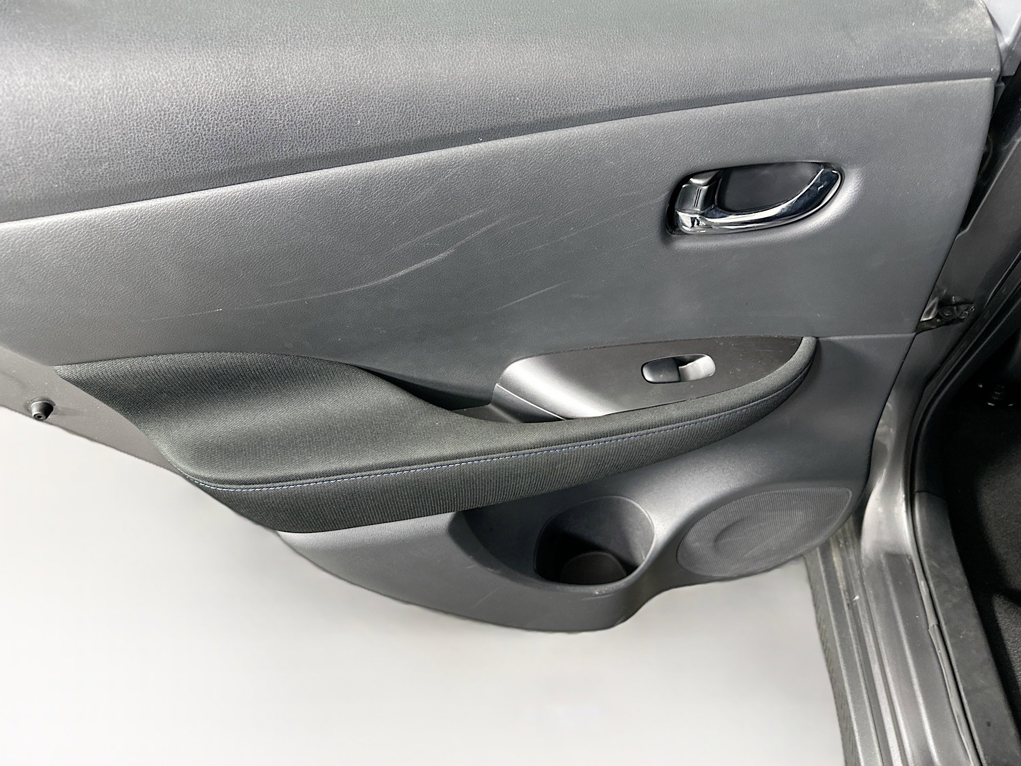 Used 2023 Nissan Leaf S image 24