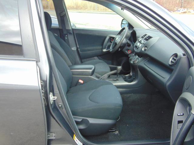 Used 2010 Toyota RAV4 Sport image 16