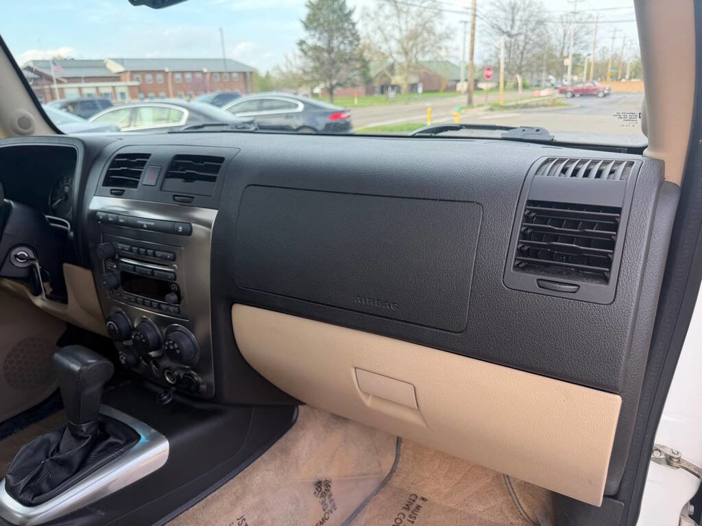 Used 2006 HUMMER H3 image 12