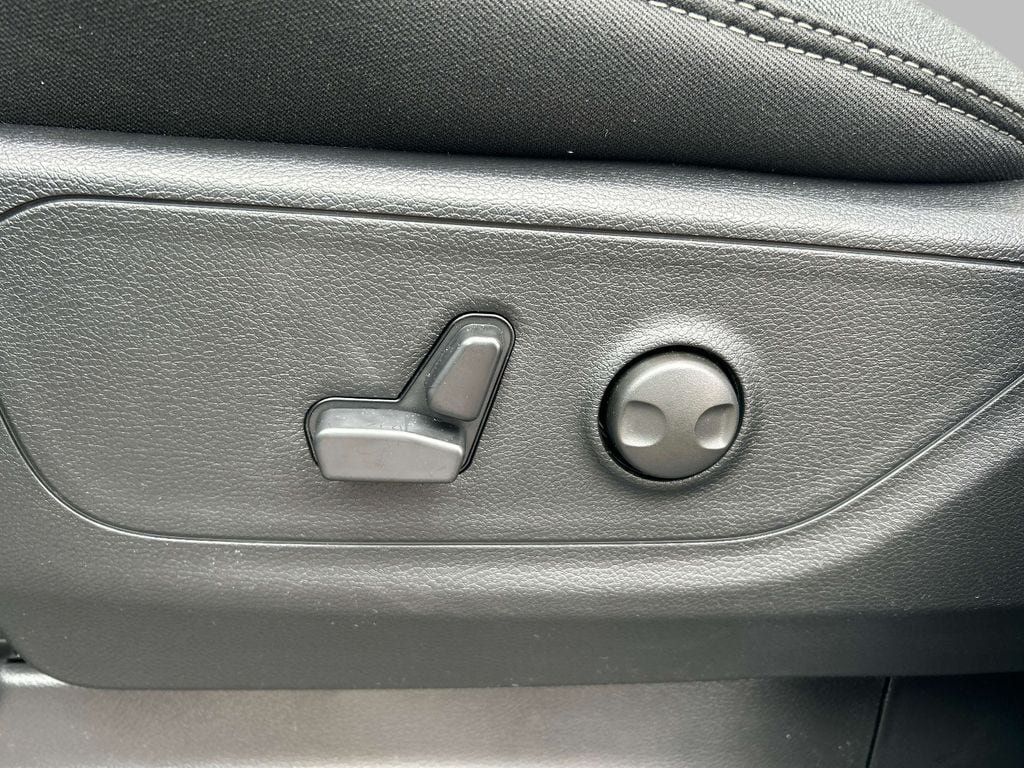 New 2026 RAM 1500 Big Horn AWD/4WD image 7