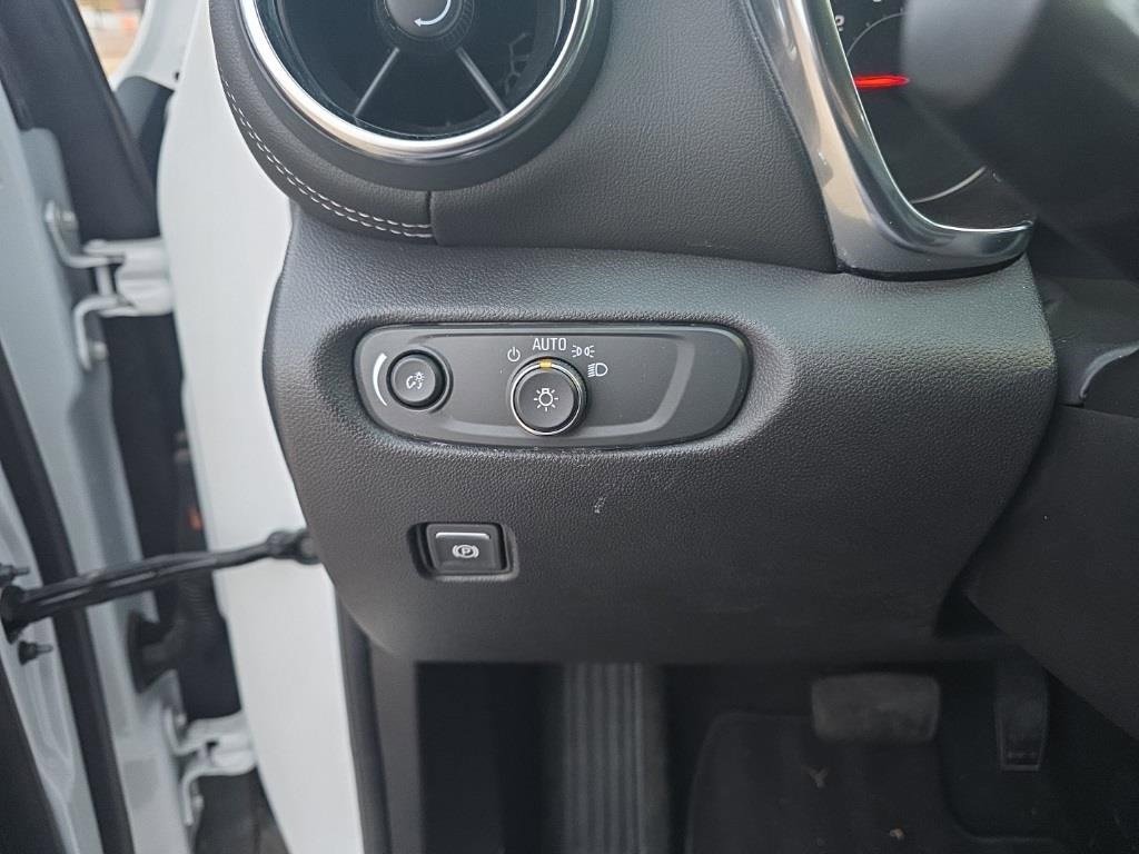 Used 2024 Chevrolet Blazer LT w/ Sound & Technology Package image 13