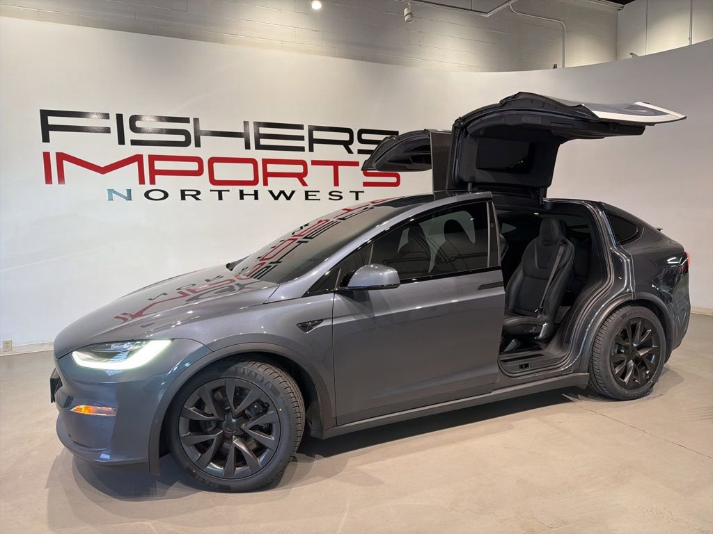 Used 2022 Tesla Model X Plaid image 9