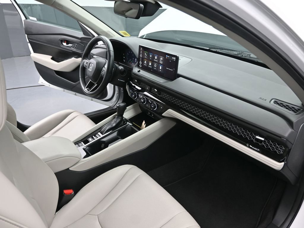 Certified 2024 Honda Accord EX-L image 25