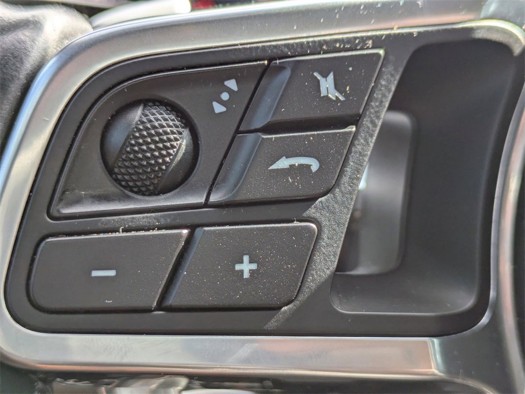 Used 2018 Porsche Panamera 4 image 30