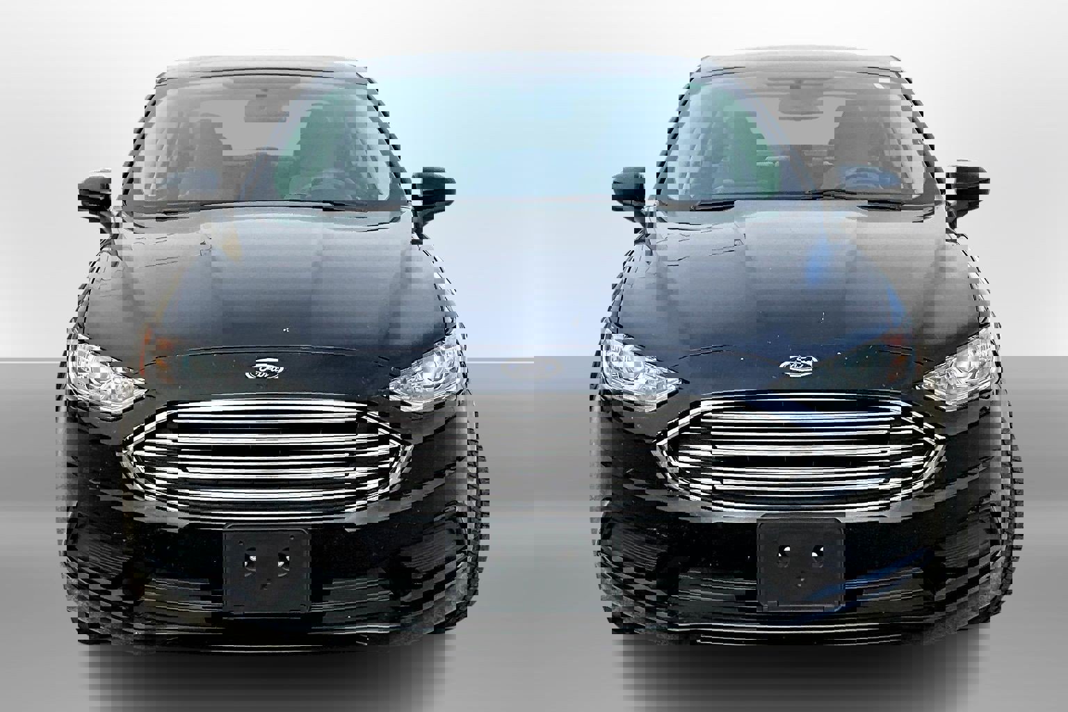 Used 2017 Ford Fusion S image 3