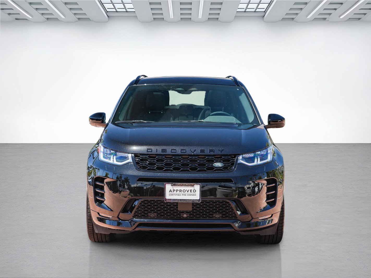 Certified 2024 Land Rover Discovery Sport Dynamic SE AWD/4WD image 2