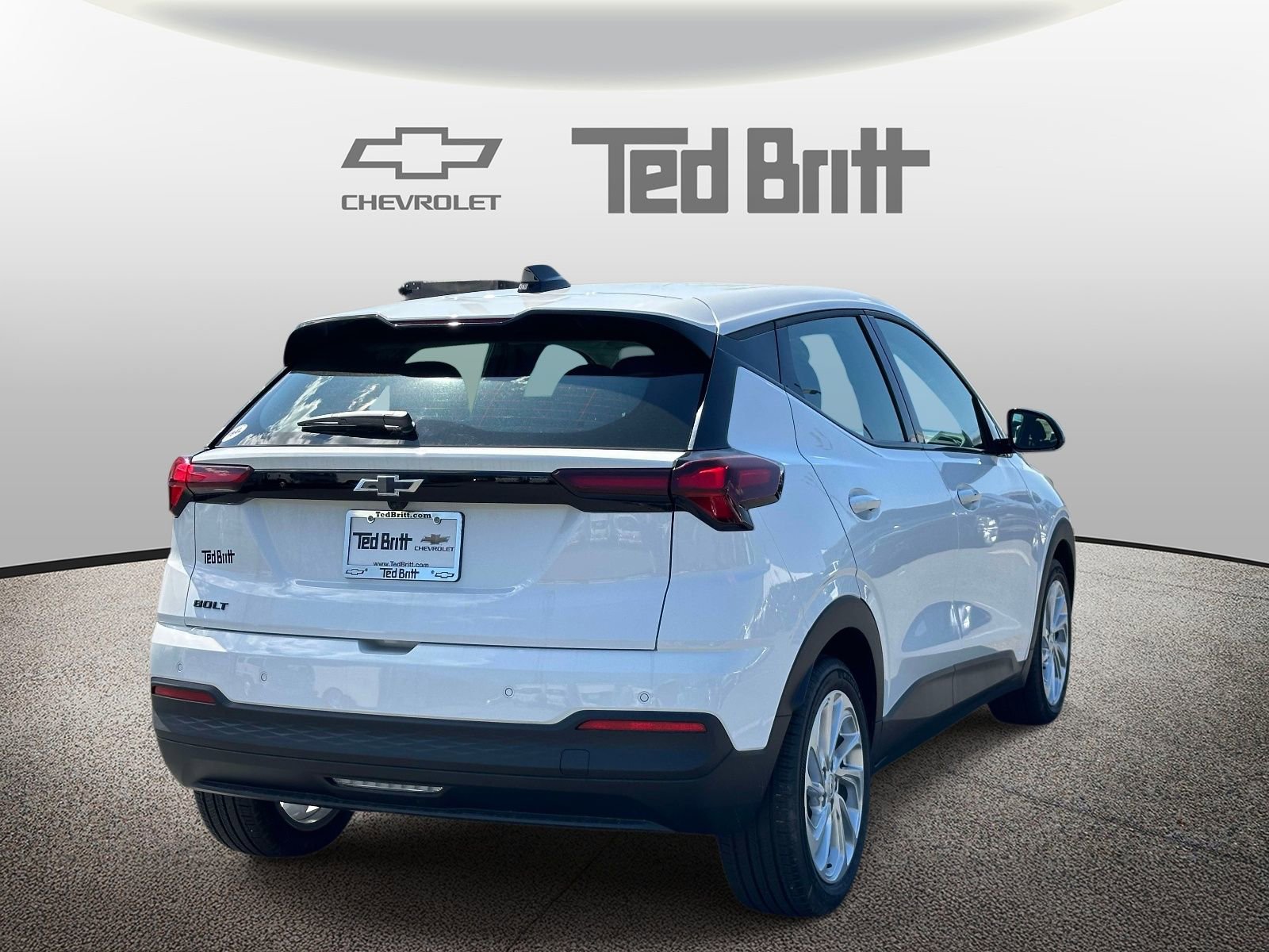 New 2027 Chevrolet Bolt LT w/ Comfort Package FWD image 4
