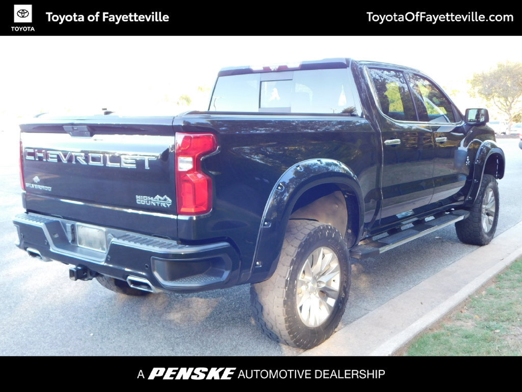 Used 2020 Chevrolet Silverado 1500 High Country w/ Technology Package AWD/4WD image 11