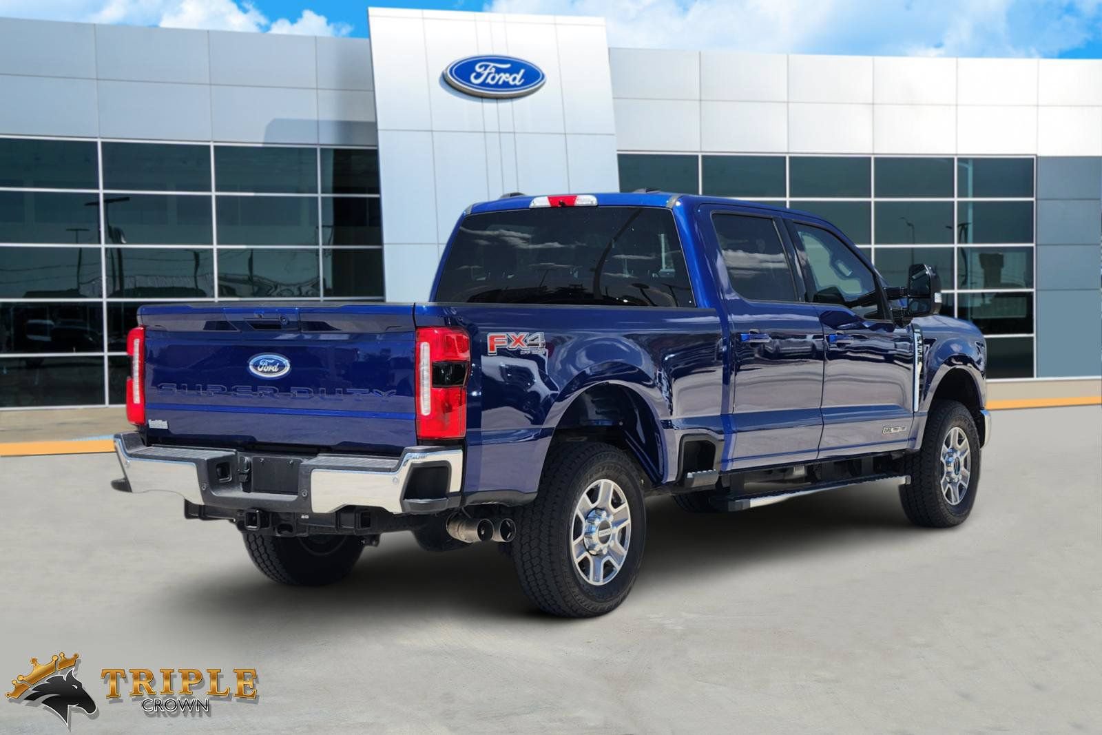 Used 2026 Ford F250 Lariat w/ FX4 Off-Road Package AWD/4WD image 5