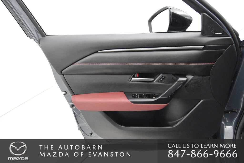 Used 2025 MAZDA CX-50 AWD 2.5 Hybrid w/ Premium Pkg image 31