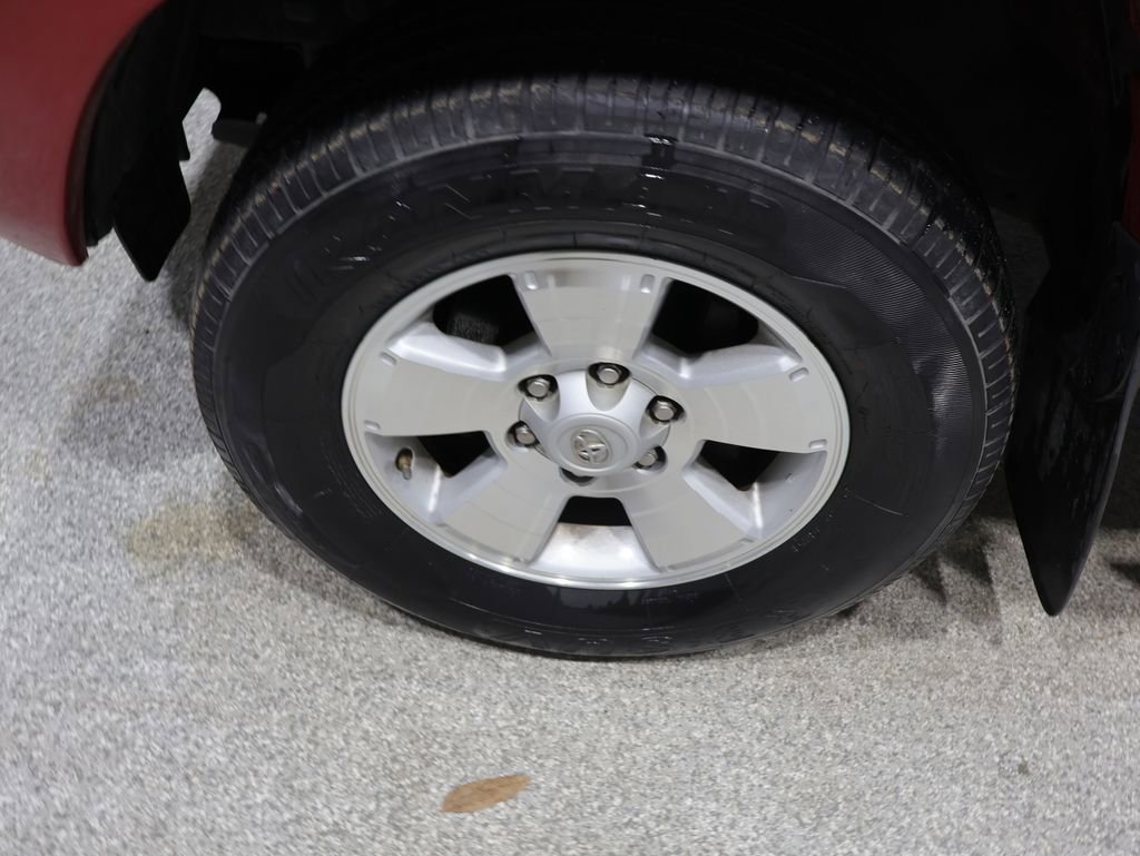 Used 2014 Toyota Tacoma PreRunner w/ TRD Sport Package RWD image 10