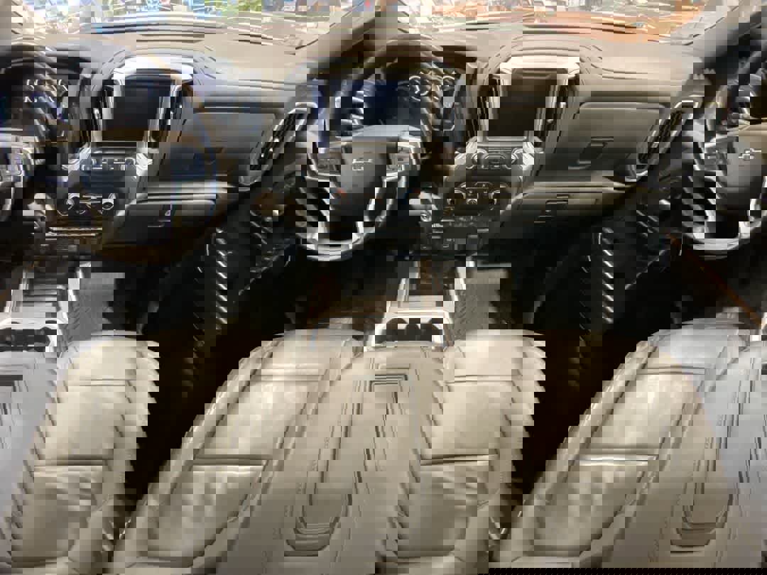 Used 2022 Chevrolet Silverado 1500 LT Trail Boss w/ Convenience Package II image 23