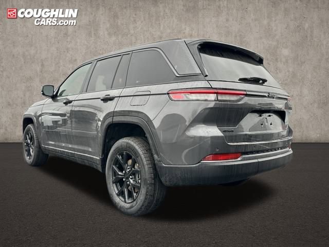 New 2026 Jeep Grand Cherokee Laredo image 5