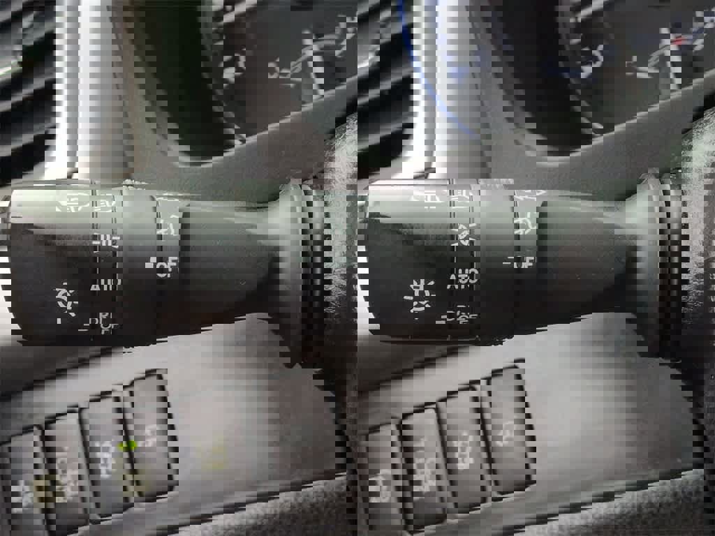 Used 2016 Toyota Highlander Limited Platinum image 29