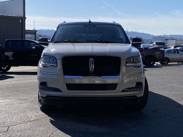 Used 2024 Lincoln Navigator L Reserve image 9