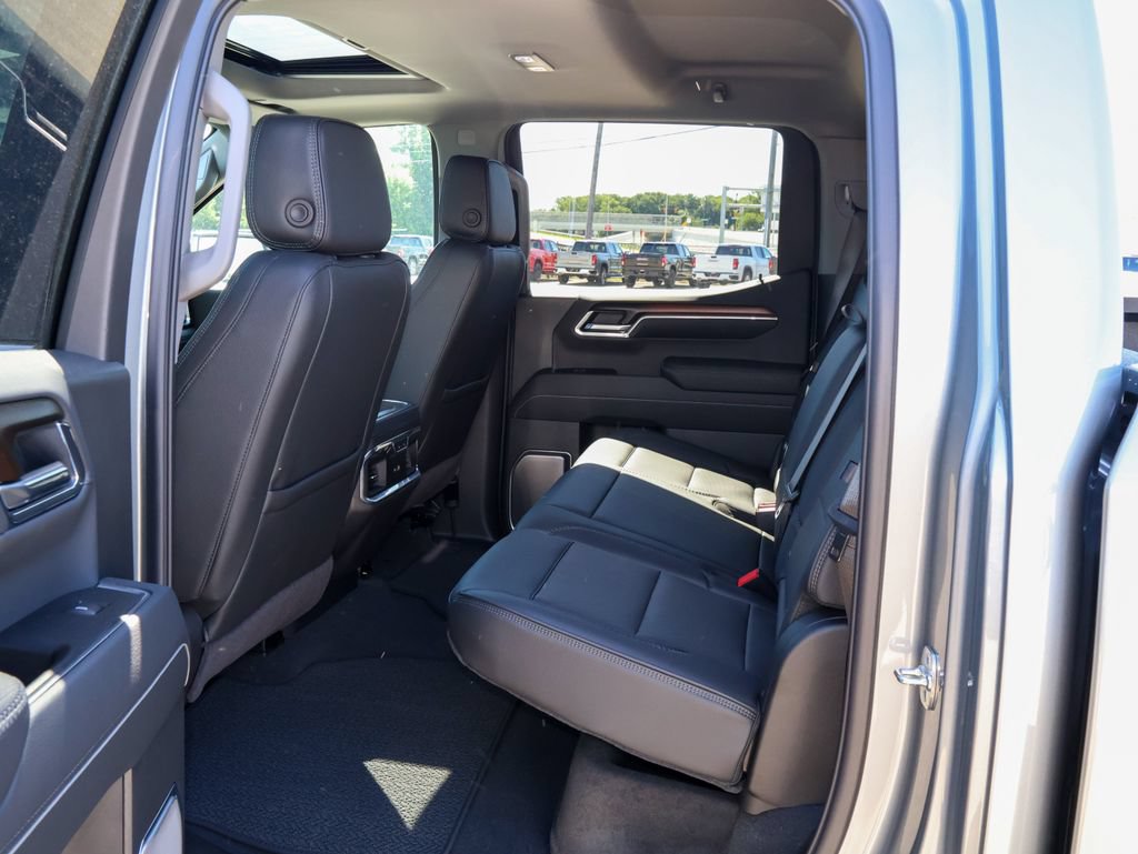 Used 2026 GMC Sierra 1500 Denali w/ Denali Reserve Package AWD/4WD image 12