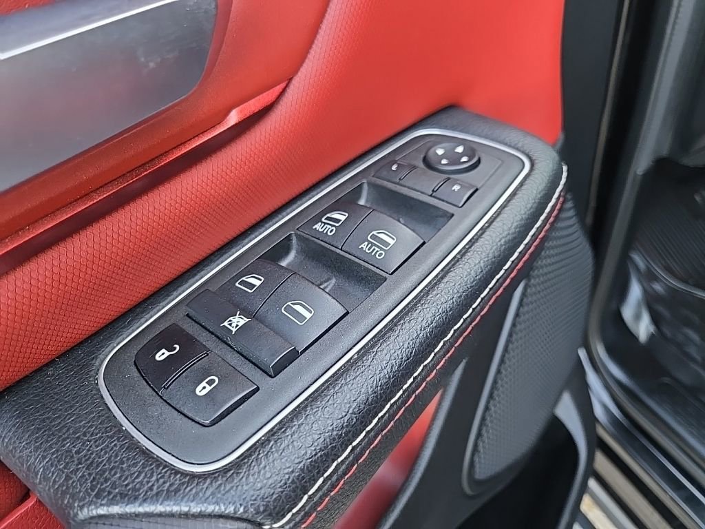 Used 2022 RAM 1500 Rebel image 43