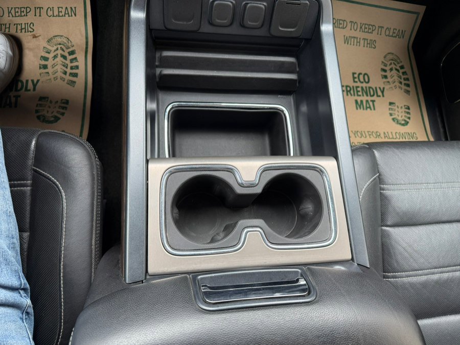 Used 2017 GMC Sierra 2500 Denali w/ Duramax Plus Package AWD/4WD image 20