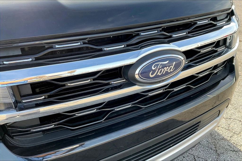 Used 2023 Ford Expedition Max Limited image 31