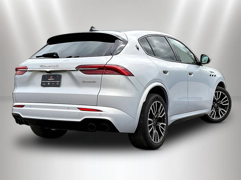 Used 2023 Maserati Grecale Modena AWD/4WD image 6