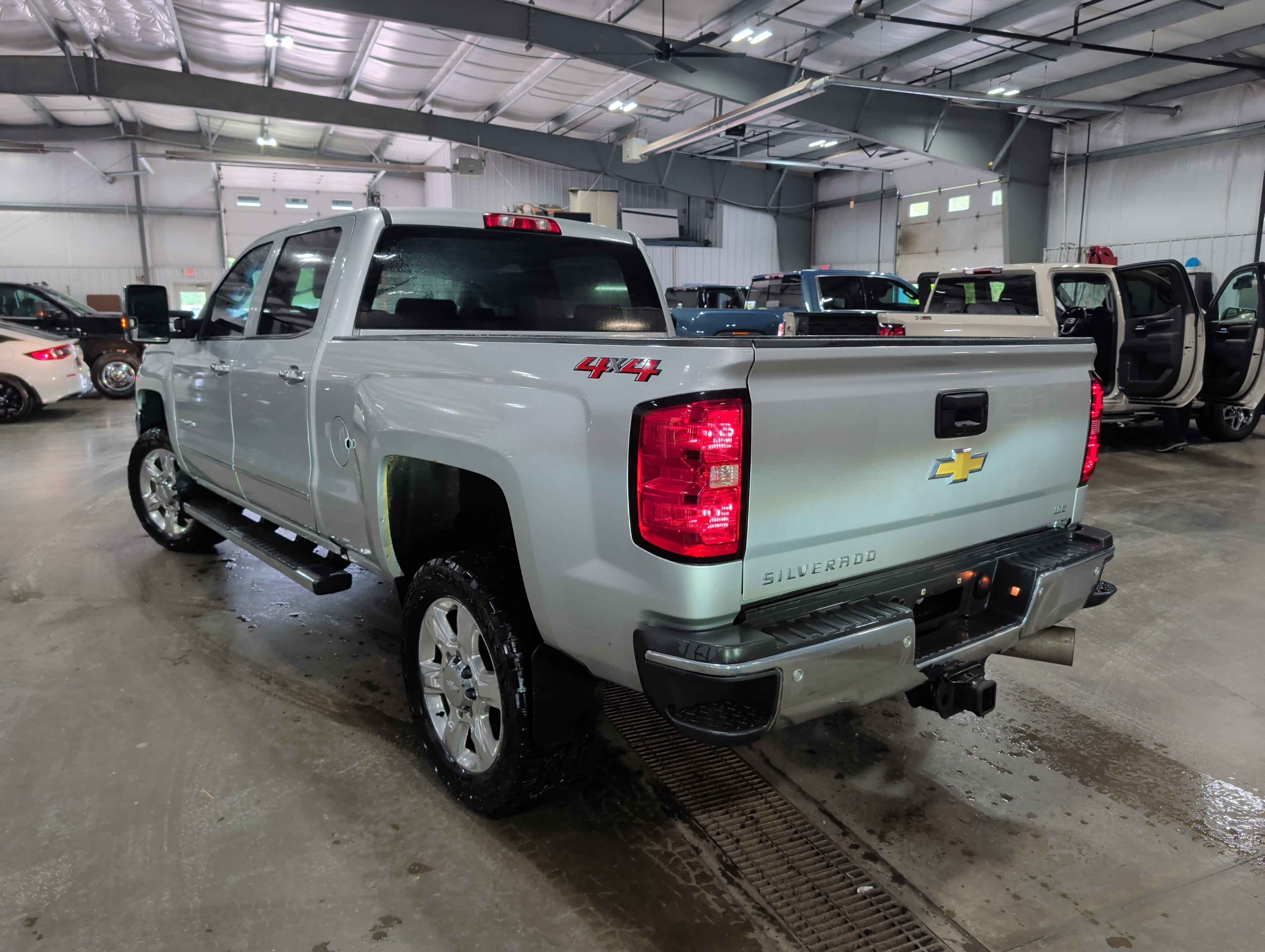 Used 2018 Chevrolet Silverado 2500 LTZ w/ Duramax Plus Package AWD/4WD image 4