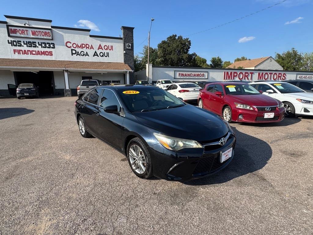 Used 2017 Toyota Camry SE FWD image 3