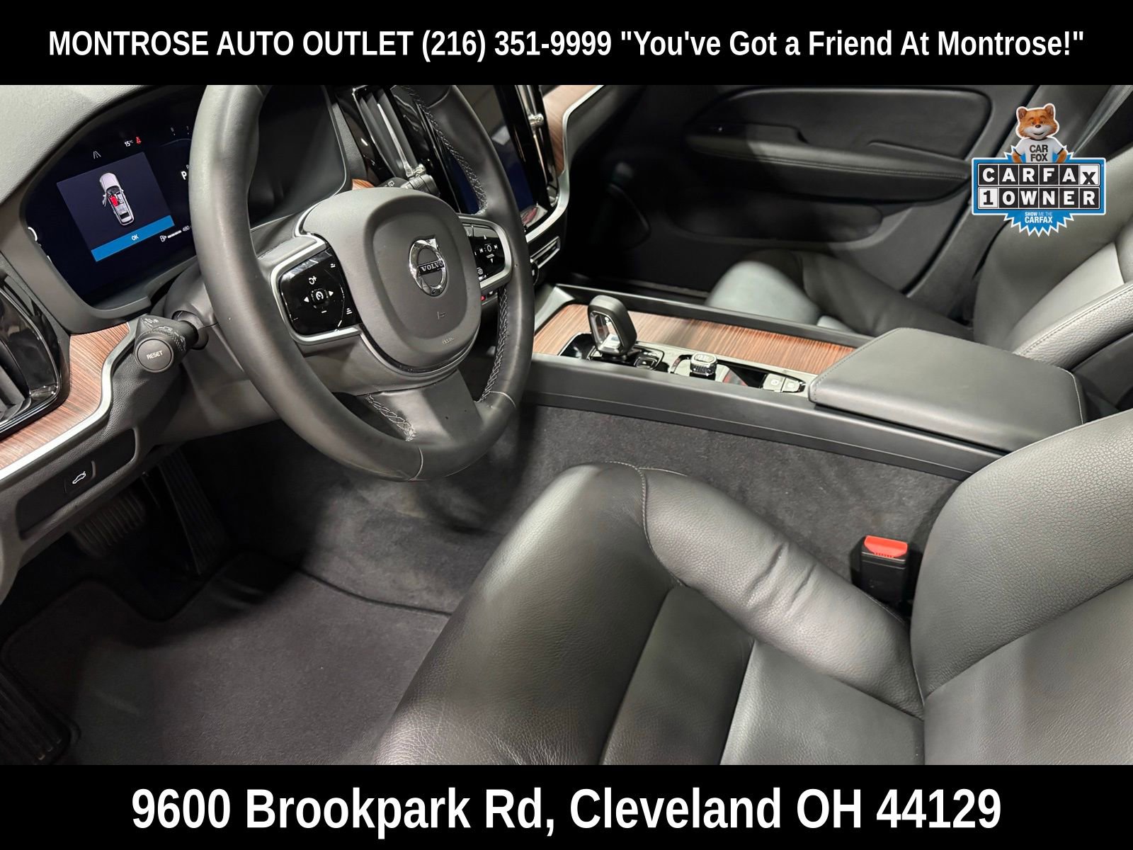 Used 2025 Volvo V60 B5 Cross Country Plus image 13