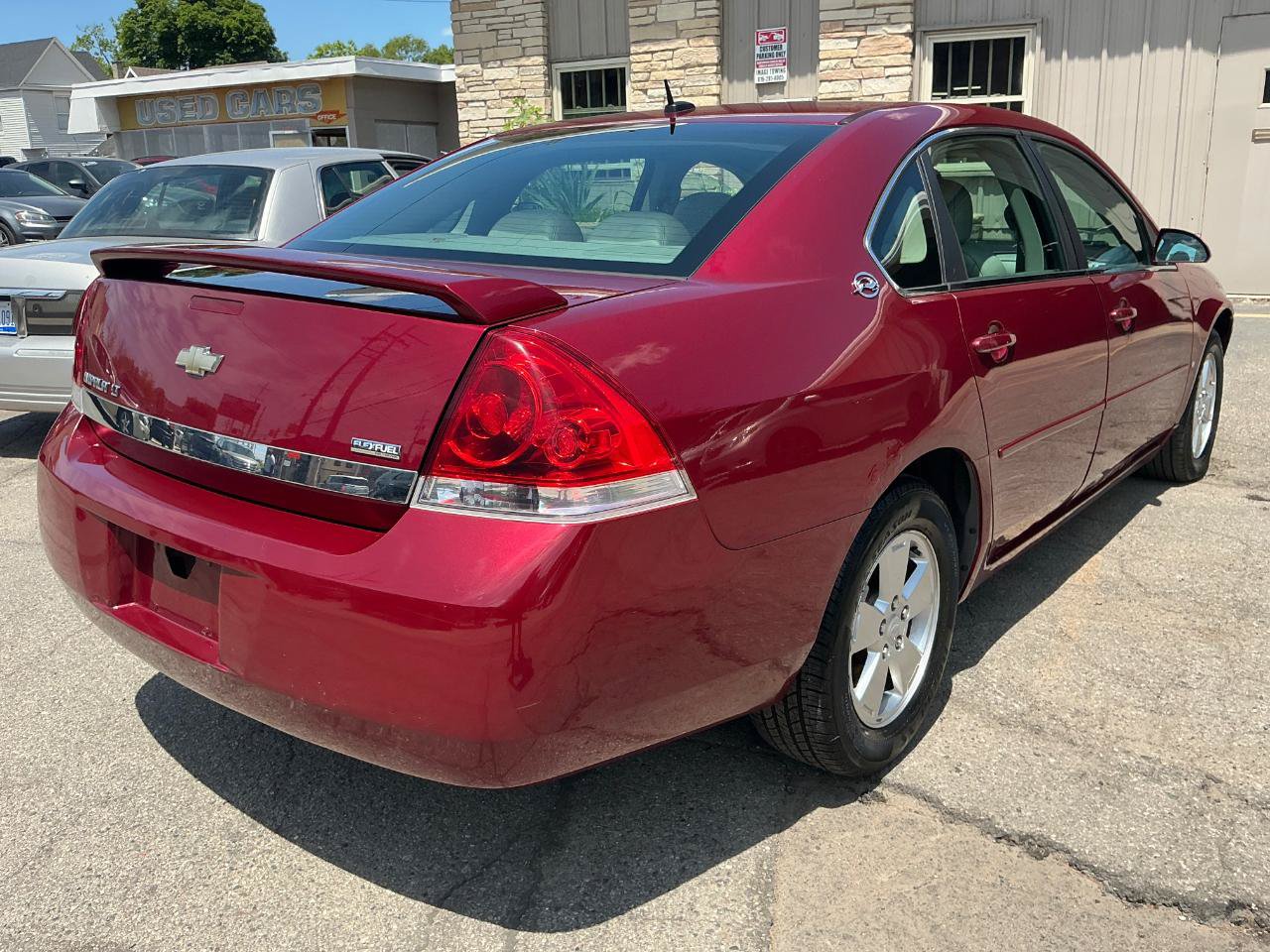 Used 2008 Chevrolet Impala LT w/ Luxury Edition Package FWD image 3