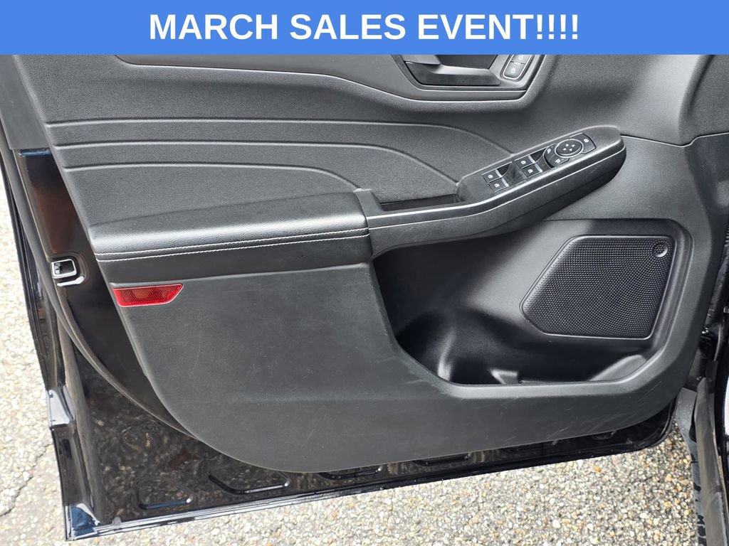 Used 2025 Ford Escape Active image 34