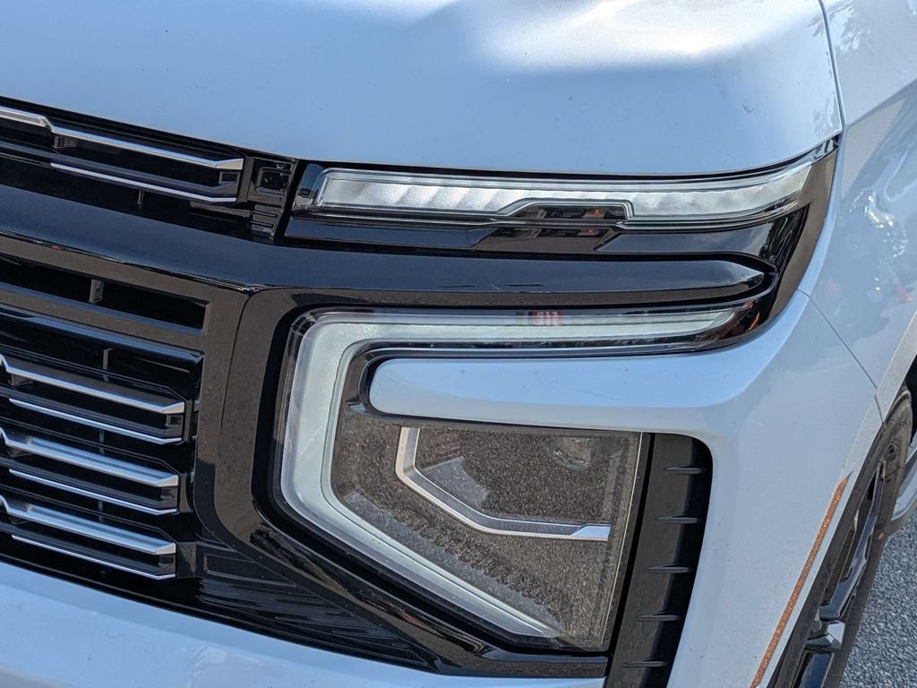 New 2026 Chevrolet Suburban High Country w/ Sun And Tow Package AWD/4WD image 12