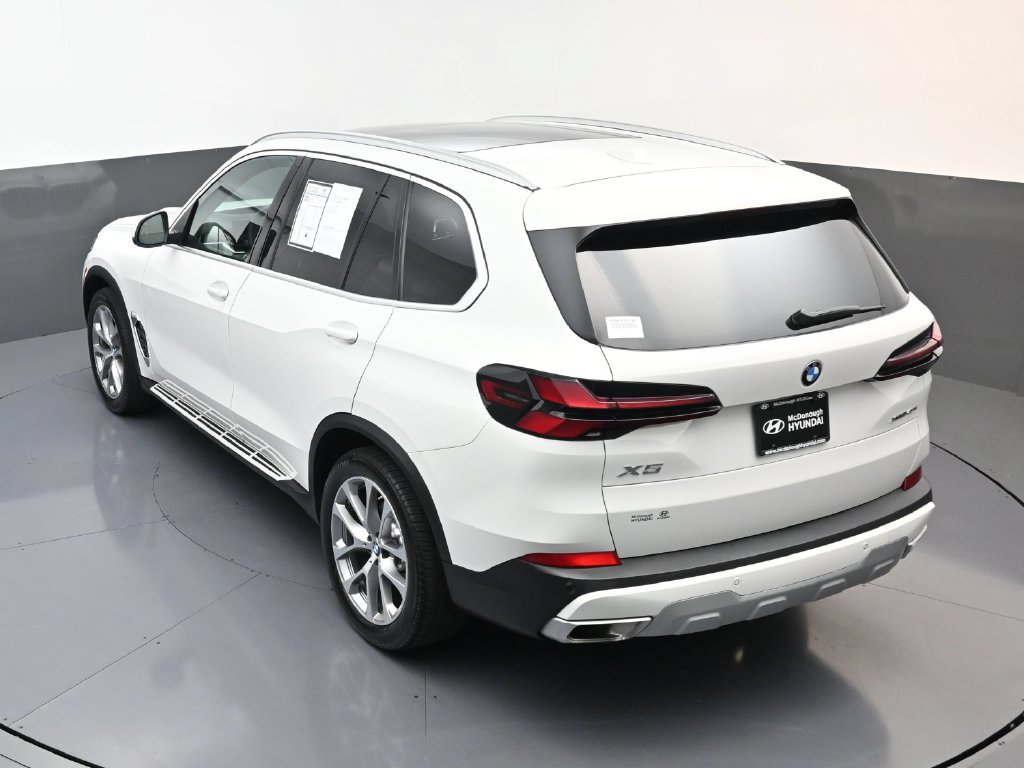 Used 2026 BMW X5 xDrive40i AWD/4WD image 22