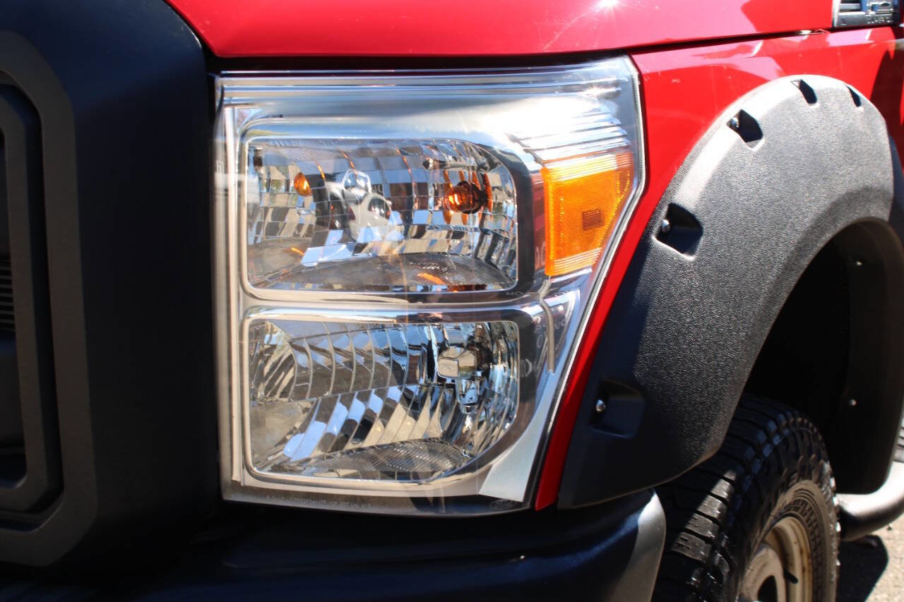 Used 2016 Ford F250 XL w/ Snow Plow Prep Package image 36