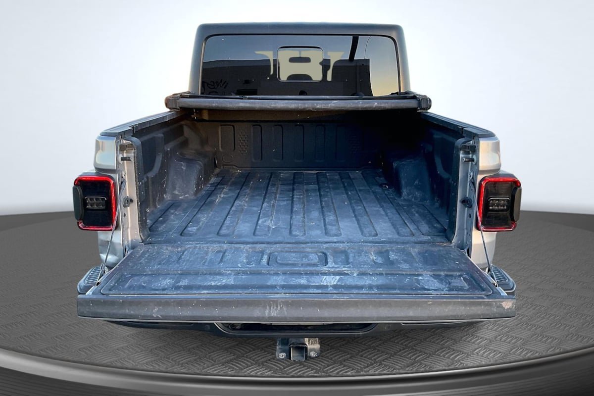 Used 2020 Jeep Gladiator Sport w/ Quick Order Package 24S AWD/4WD image 18