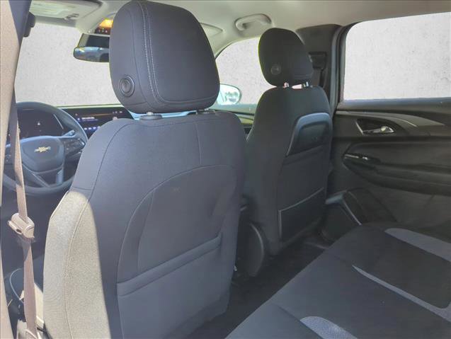 Used 2025 Chevrolet TrailBlazer LT FWD image 19