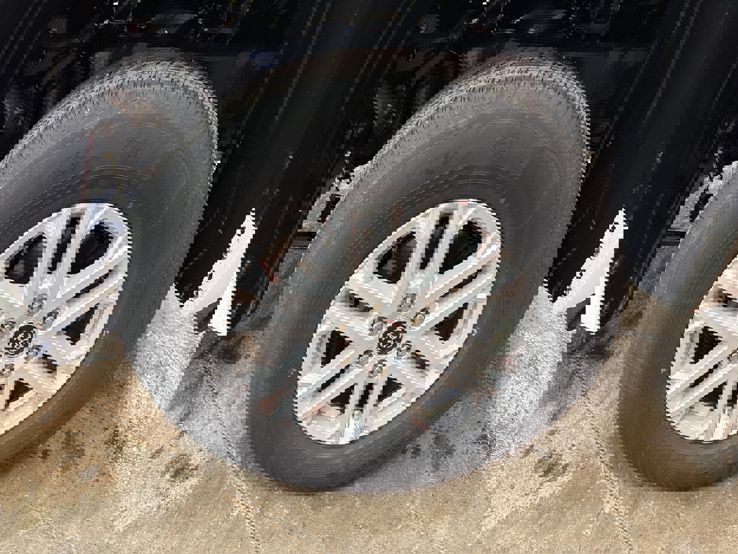 Used 2022 Toyota Tundra SR5 w/ SR5 Premium Package image 6