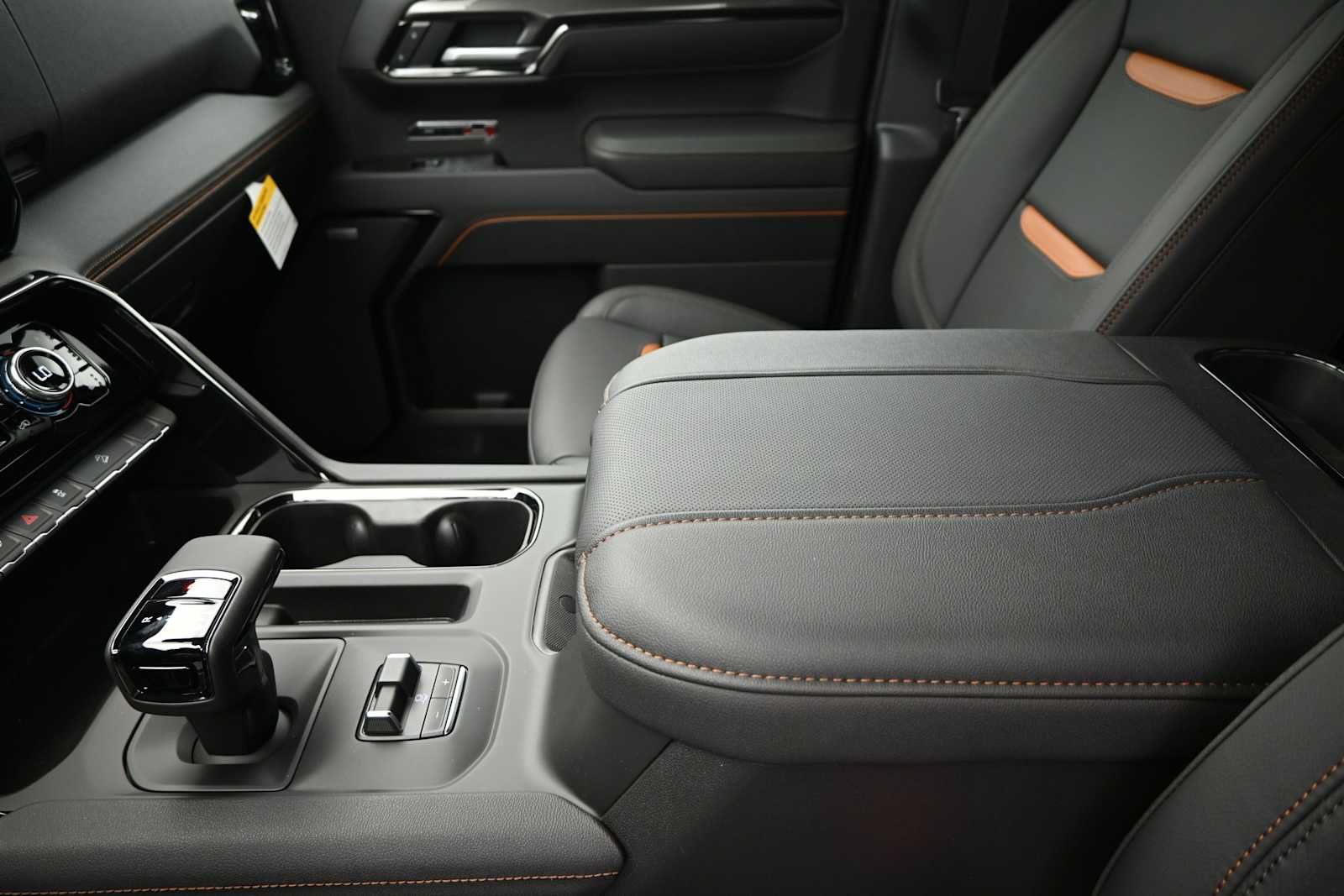 New 2026 GMC Sierra 1500 AT4 w/ AT4 Premium Package AWD/4WD image 18