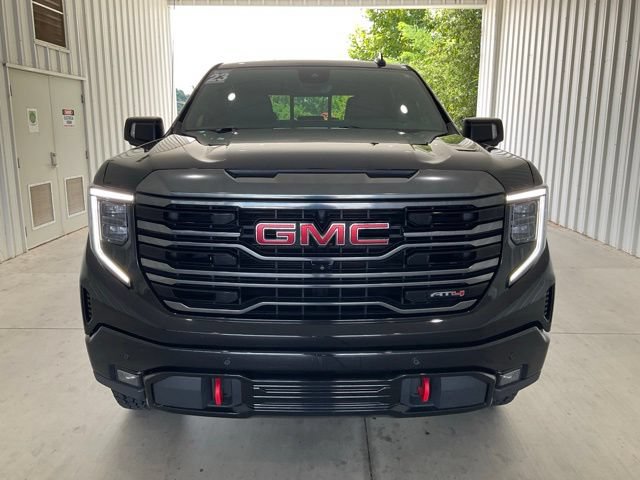 Used 2023 GMC Sierra 1500 AT4 w/ Technology Package AWD/4WD image 26