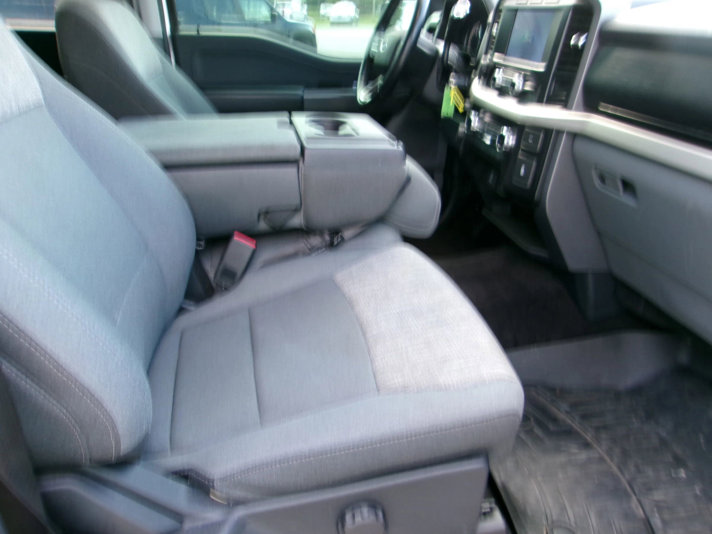 Used 2021 Ford F150 XLT w/ Equipment Group 301A Mid image 9